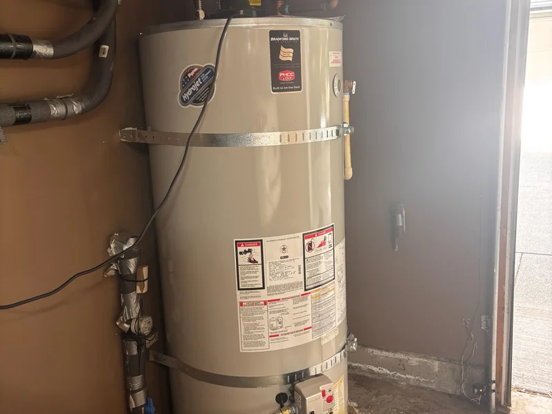 Reparación de Fugas en Calentadores de Agua en Newton, MA 02458
